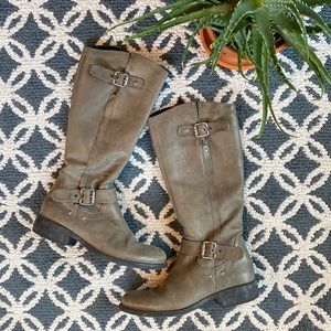 Genuine leather boots